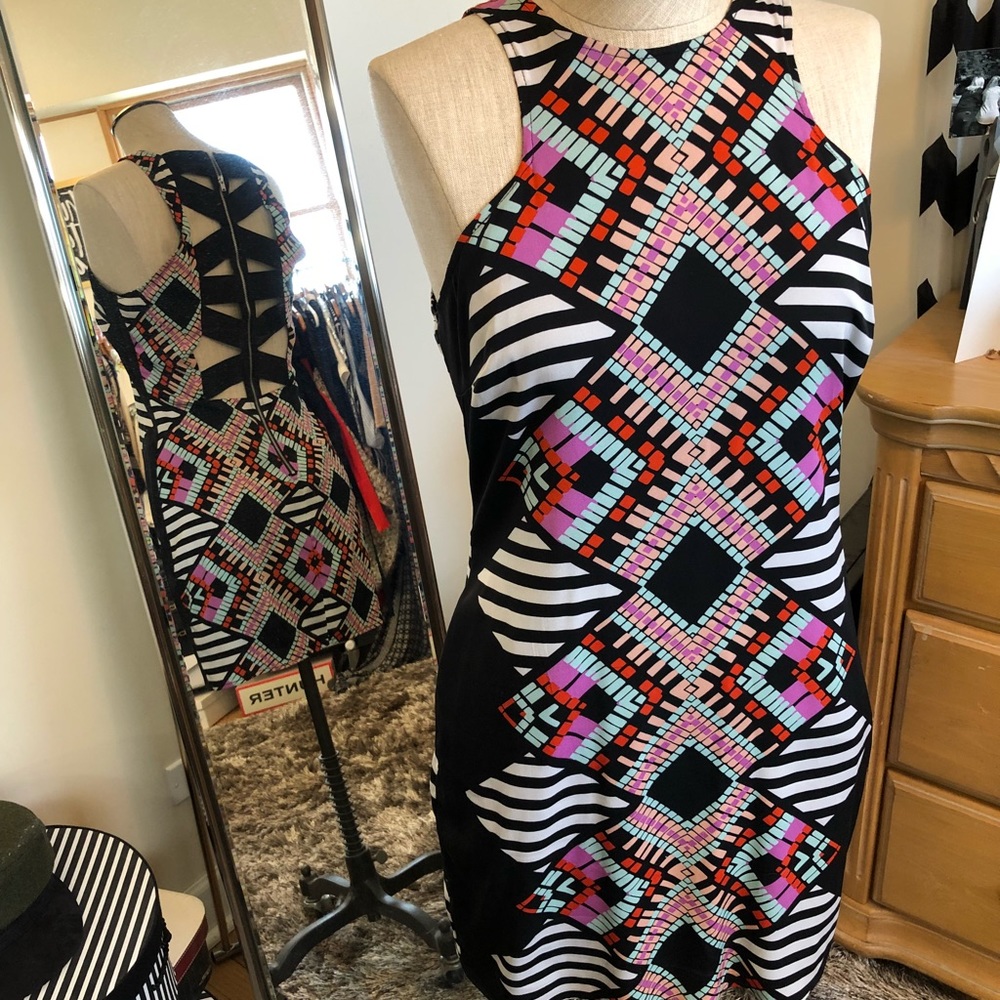 Bebe Geometric print mini dress
